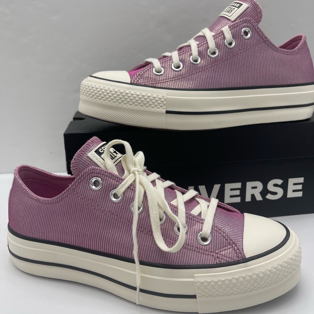 Converse WMNS Chuck Taylor All Star Lift Ox Platform Sparkle Low Top Sneakers - Picture 13 of 16